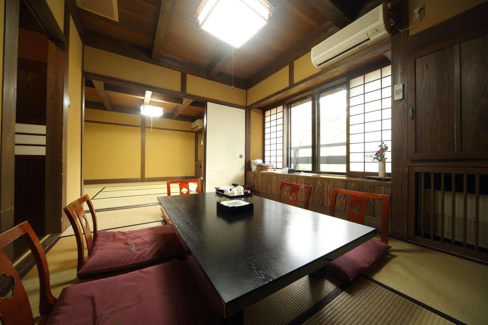 Ryokan Wakaba Минамиогуни Экстерьер фото